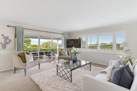 Photo of property in 2 Gibraltar Street, Howick, Auckland, 2014