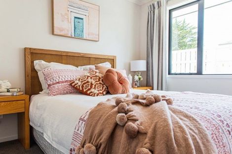 Photo of property in 19 Shibata Rise, Ranui, Auckland, 0612