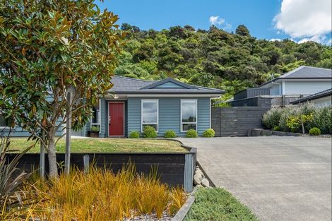Photo of property in 27 Kurth Crescent, Silverstream, Upper Hutt, 5019