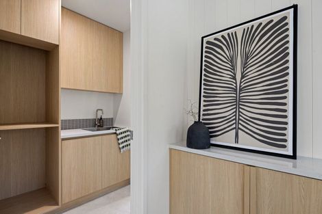 Photo of property in 1/2 Woodstock Road, Fairfield, Hamilton, 3214