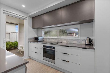 Photo of property in 24 Franks Way, Papamoa Beach, Papamoa, 3118