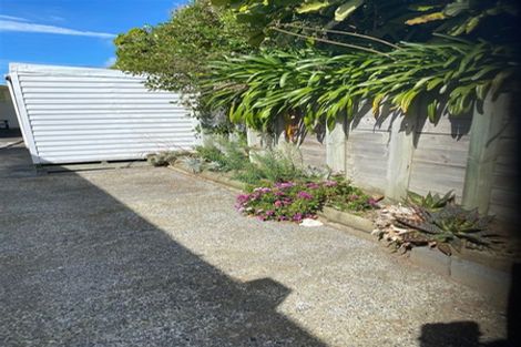 Photo of property in Regency Flats, 29-45 Miramar North Road, Miramar, Wellington, 6022