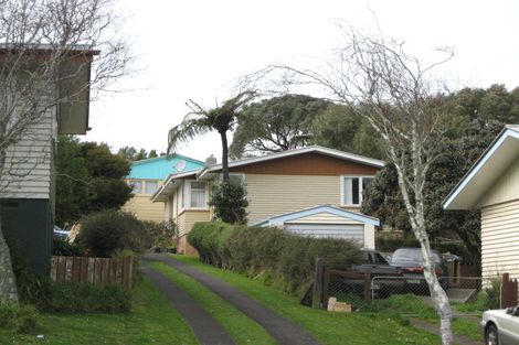 Photo of property in 35 Grenville Street, Marfell, New Plymouth, 4310