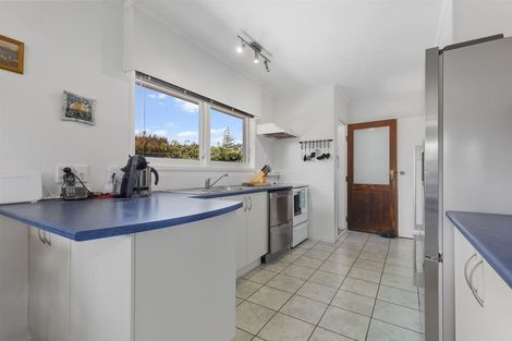 Photo of property in 10 Whiteacres Drive, Sunnyhills, Auckland, 2010