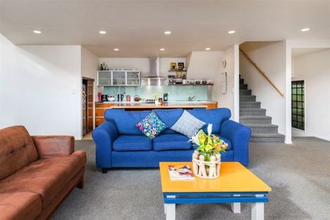 Photo of property in 69 Paturoa Road, Titirangi, Auckland, 0604