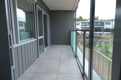 Photo of property in Bay Palms Apartments, 8/30b Bute Road, Browns Bay, Auckland, 0630