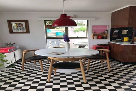 Photo of property in 46 Waimea Road, Waikanae Beach, Waikanae, 5036