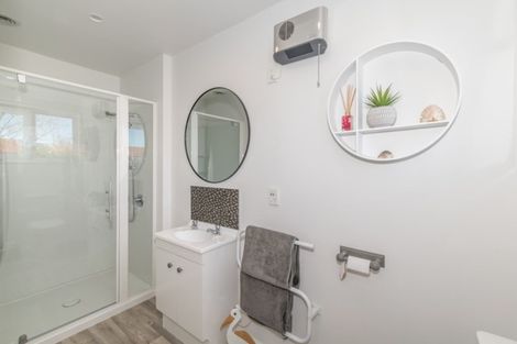 Photo of property in 146 Main North Road, Woodend, 7610