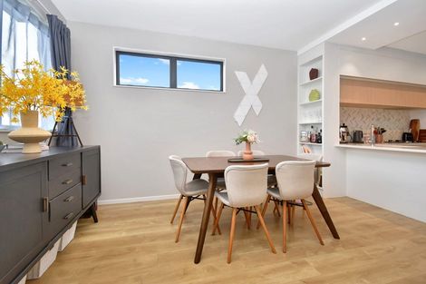 Photo of property in 4 Whakanoho Road, Westgate, Auckland, 0814