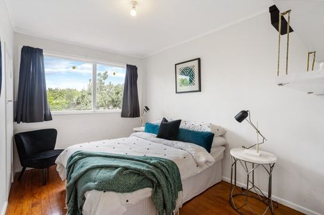 Photo of property in 5 Lendic Avenue, Henderson, Auckland, 0612