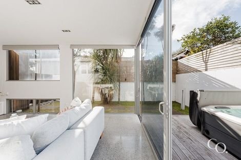 Photo of property in 97b Oceanview Road, Mount Maunganui, 3116