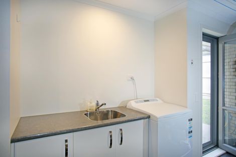 Photo of property in 24 Helenslee Road, Pokeno, 2402