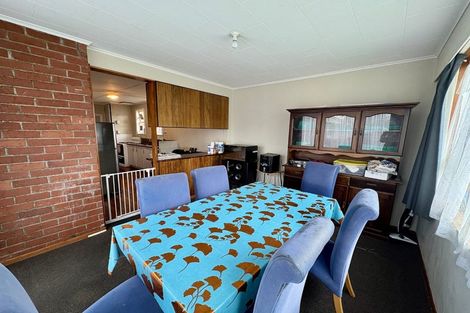 Photo of property in 3 Shearer Crescent, Naenae, Lower Hutt, 5011