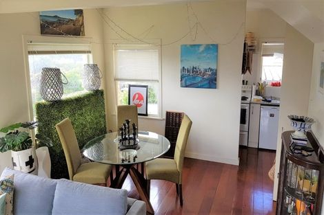 Photo of property in 85 Stanley Point Road, Stanley Point, Auckland, 0624