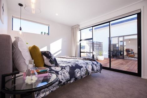 Photo of property in 41 Cyrus Street, Whalers Gate, New Plymouth, 4310