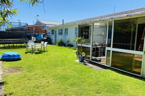 Photo of property in 2/19 Bracken Avenue, Takapuna, Auckland, 0622