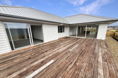 Photo of property in 14 Viv Green Place, Pokeno, 2402