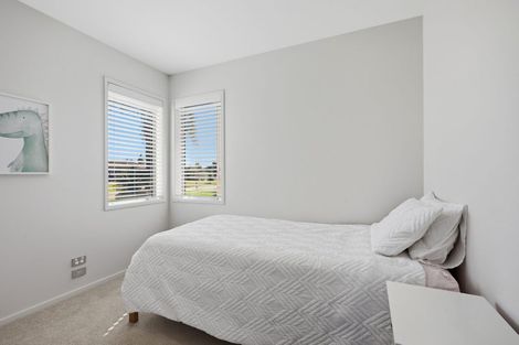 Photo of property in 42 Cassinia Close, Papamoa Beach, Papamoa, 3118