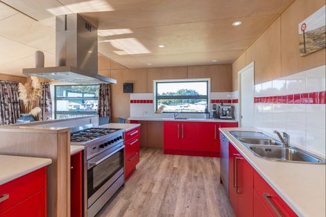 Photo of property in 35 Barling Street, Himatangi Beach, Foxton, 4891