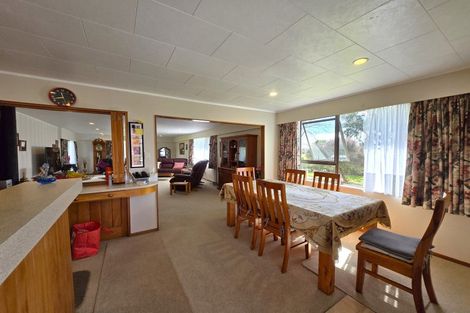 Photo of property in 76 Robertson Road, Ruawai, 0591