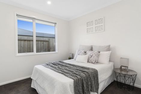 Photo of property in 11 Batty Street, Papamoa Beach, Papamoa, 3118