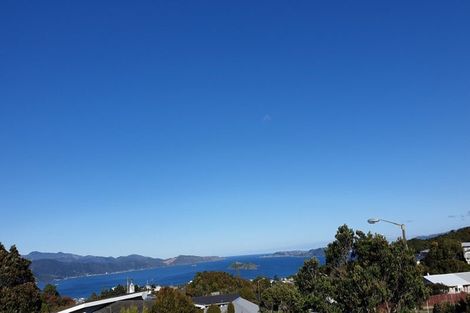 Photo of property in 231 Dowse Drive, Maungaraki, Lower Hutt, 5010