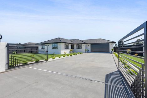 Photo of property in 26 Honeyfield Drive, Whalers Gate, New Plymouth, 4310