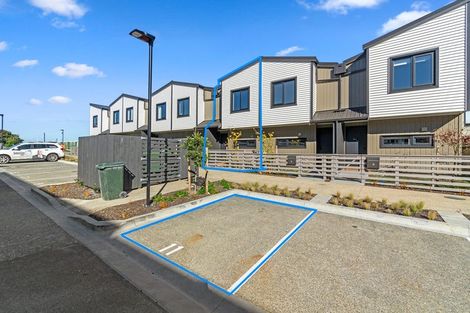 Photo of property in 11 Te Puketoka Lane, Mangere, Auckland, 2022