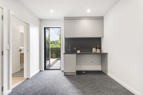 Photo of property in 26 Dawnhaven Drive, Te Atatu Peninsula, Auckland, 0610