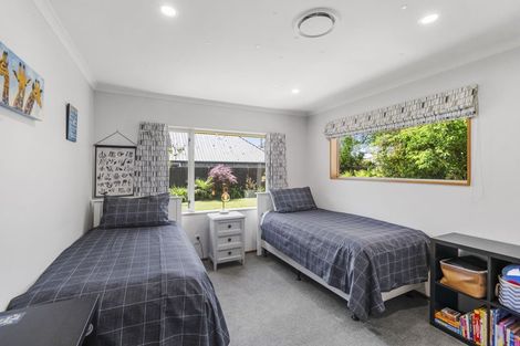 Photo of property in 15 Wardour Mews, Avonhead, Christchurch, 8042