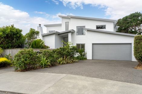 Photo of property in 39 Winsley Terrace, Churton Park, Wellington, 6037