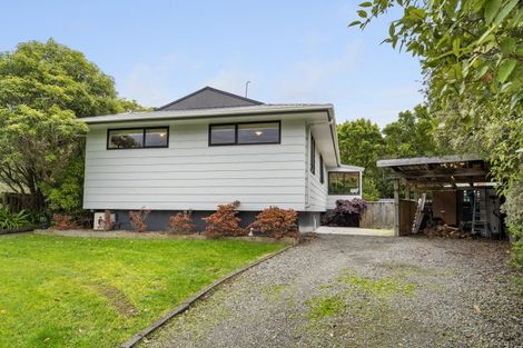 Photo of property in 37 Hookway Grove, Paraparaumu, 5032