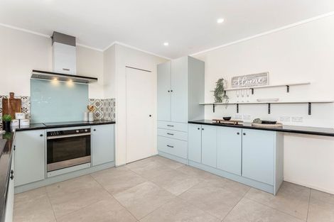 Photo of property in 11 The Anchorage, Whitby, Porirua, 5024