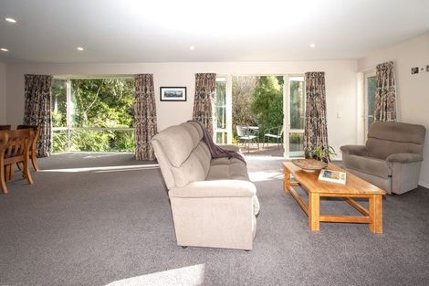 Photo of property in 98a Warren Crescent, Hillmorton, Christchurch, 8025