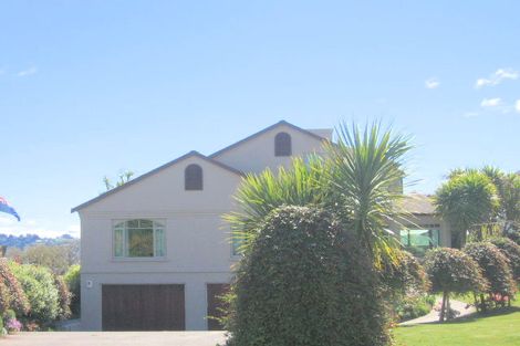 Photo of property in 12 Oregon Drive, Rainbow Point, Taupo, 3330