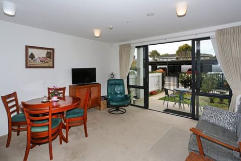 Photo of property in 4/104 Edinburgh Street, Pukekohe, 2120