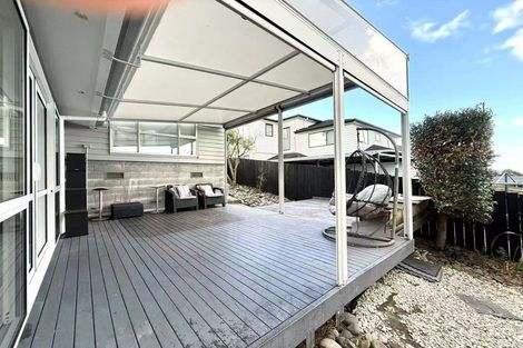 Photo of property in 240 Sturges Road, Henderson, Auckland, 0612