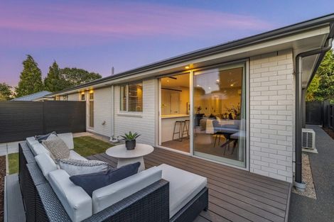 Photo of property in 157 Yaldhurst Road, Sockburn, Christchurch, 8042