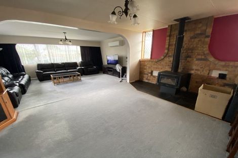 Photo of property in 13 High Street, Bulls, 4818