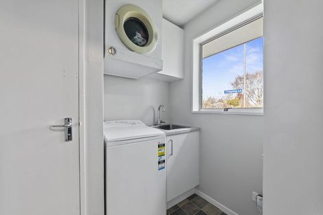 Photo of property in 1/11 Salford Avenue, Redwood, Christchurch, 8051