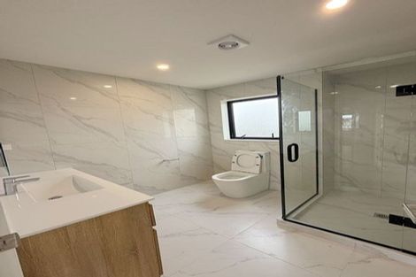 Photo of property in 73 Hutchinsons Road, Bucklands Beach, Auckland, 2014