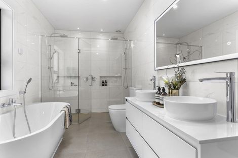 Photo of property in 35 Palmer Crescent, Mission Bay, Auckland, 1071