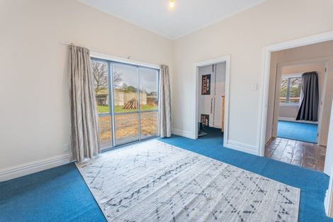 Photo of property in 9 Queen Street, Albury, Cave, 7984