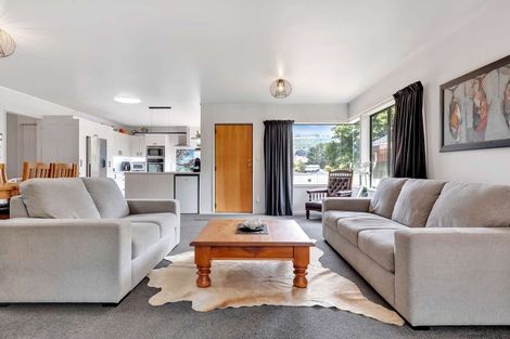 Photo of property in 58a Aquarius Drive, Kawaha Point, Rotorua, 3010