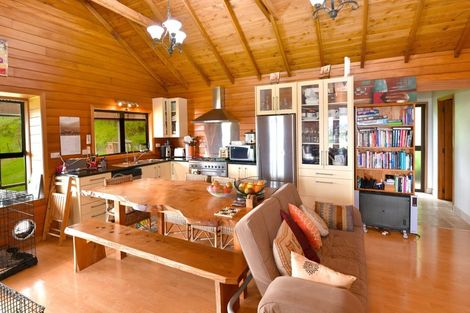 Photo of property in 182a Spur Road, Stillwater, Silverdale, 0993