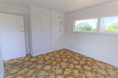 Photo of property in 94 Avondale Road, Avondale, Christchurch, 8061
