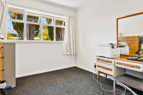 Photo of property in 48 Fairmount Road, Titirangi, Auckland, 0604
