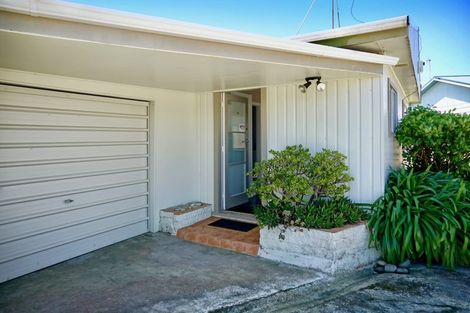 Photo of property in 293 Pukehina Parade, Pukehina, Te Puke, 3189