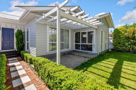 Photo of property in 4 Kenwyn Avenue, St Albans, Christchurch, 8052