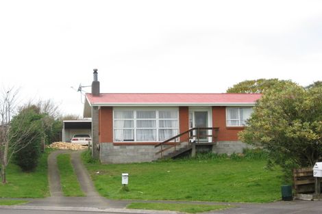 Photo of property in 14 Oleander Place, Bell Block, New Plymouth, 4312